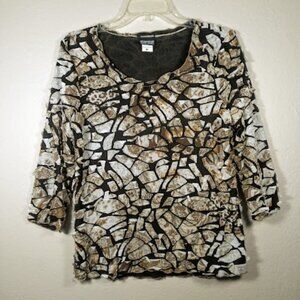 Unique cut fabric stretch top with 3/4 Sleeves and scalloped hems by NTCO Sz:M